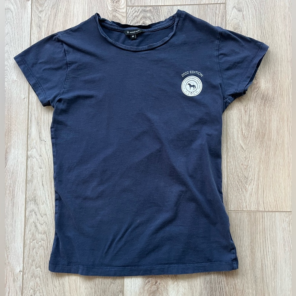 NWT Horse Pilot Navy Blue T-Shirt size M Desert International Horse Park
